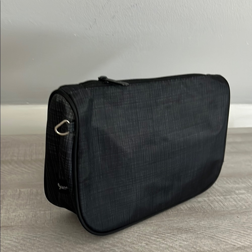 Thirty-One Patterned Black Makeup Bag